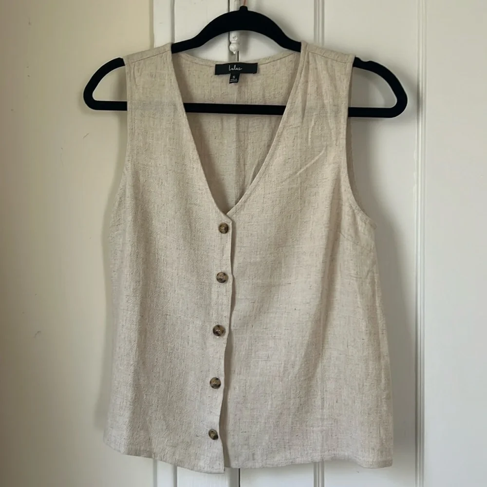 Linen tank top. - Picture 2 of 3